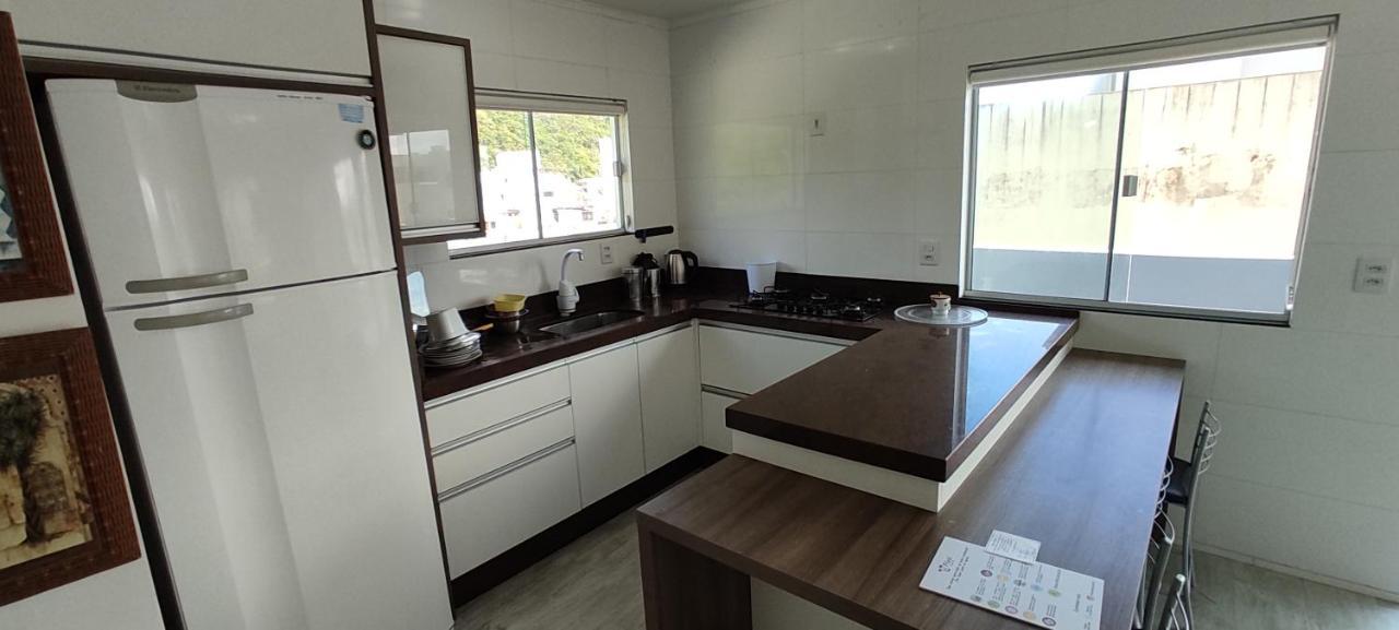 דירות בומבינאס Residencial Pilati מראה חיצוני תמונה